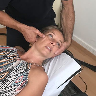 Manipulation des cervicales